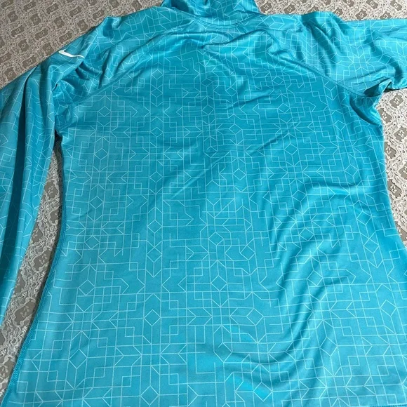 Nike Pro Woman’s light weight exercise jacket size XL - Picture 2 of 3